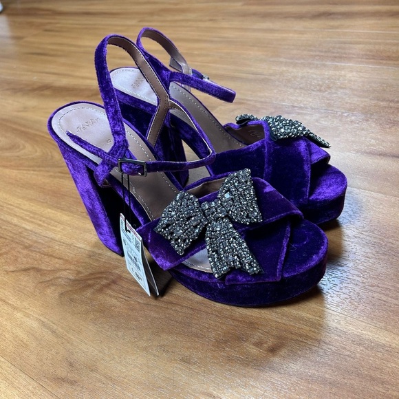 Zara Purple Velvet Platform Heels - Picture 3 of 13